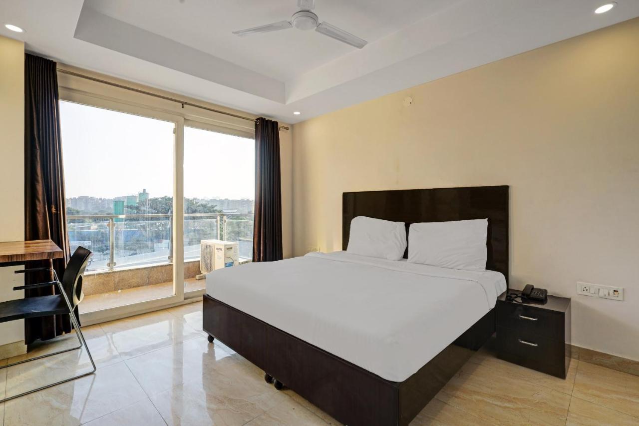 Super Townhouse Tipsyy Near Bestech Central Square Mall Gurgaon Eksteriør billede