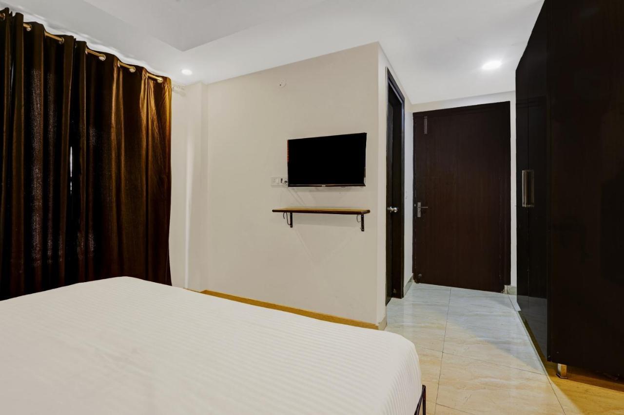 Super Townhouse Tipsyy Near Bestech Central Square Mall Gurgaon Eksteriør billede