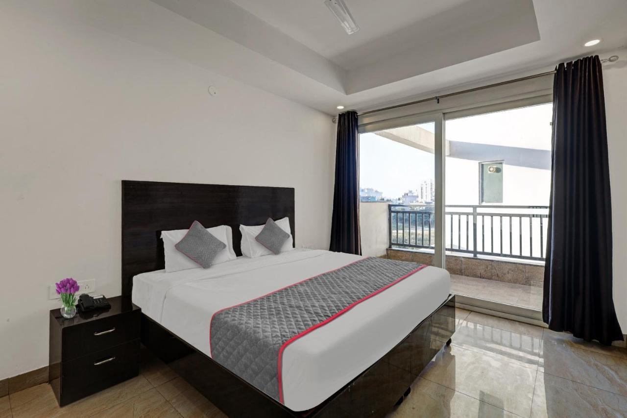 Super Townhouse Tipsyy Near Bestech Central Square Mall Gurgaon Eksteriør billede